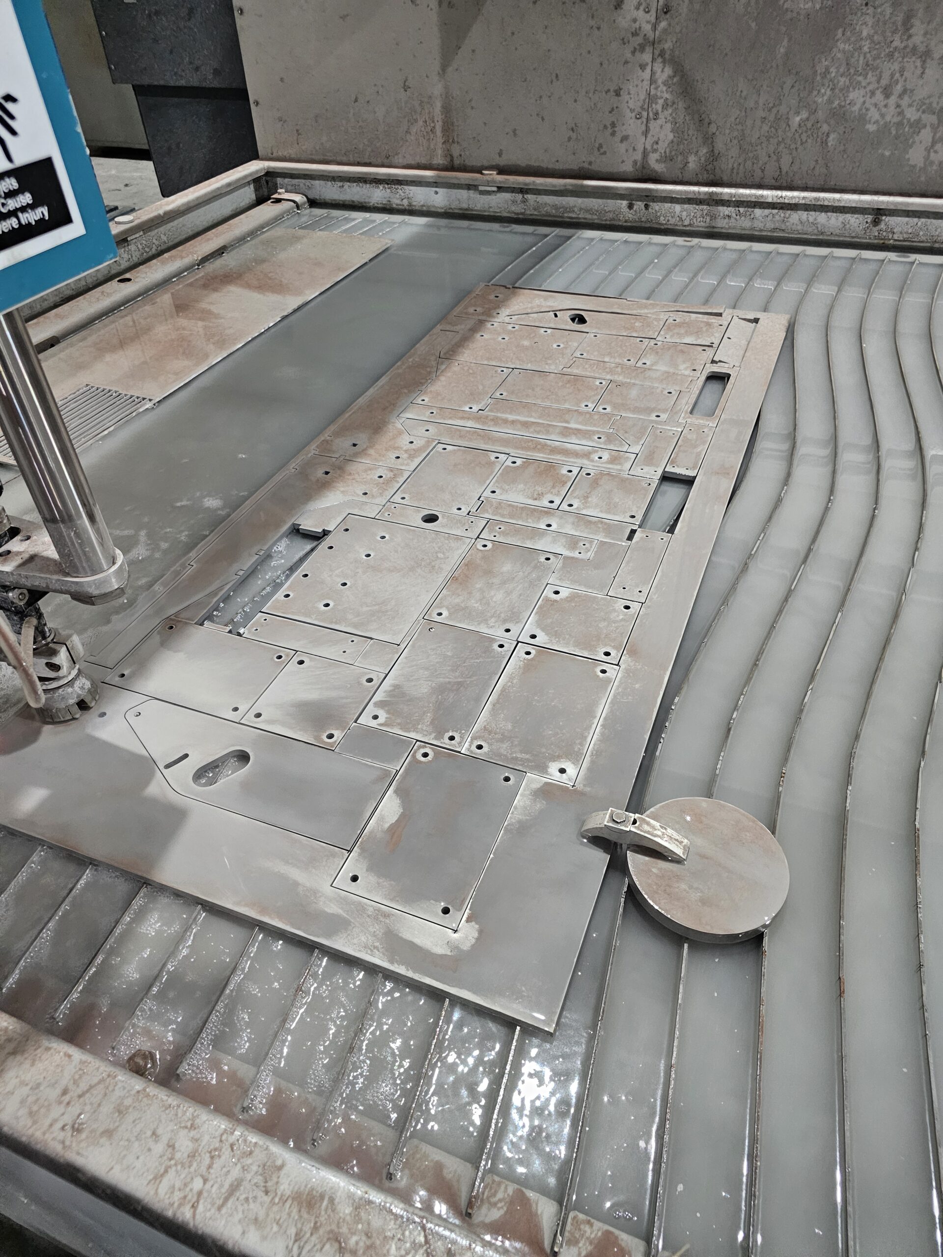 Aço inoxidável com 10 mm de espessura (AlSi316L)