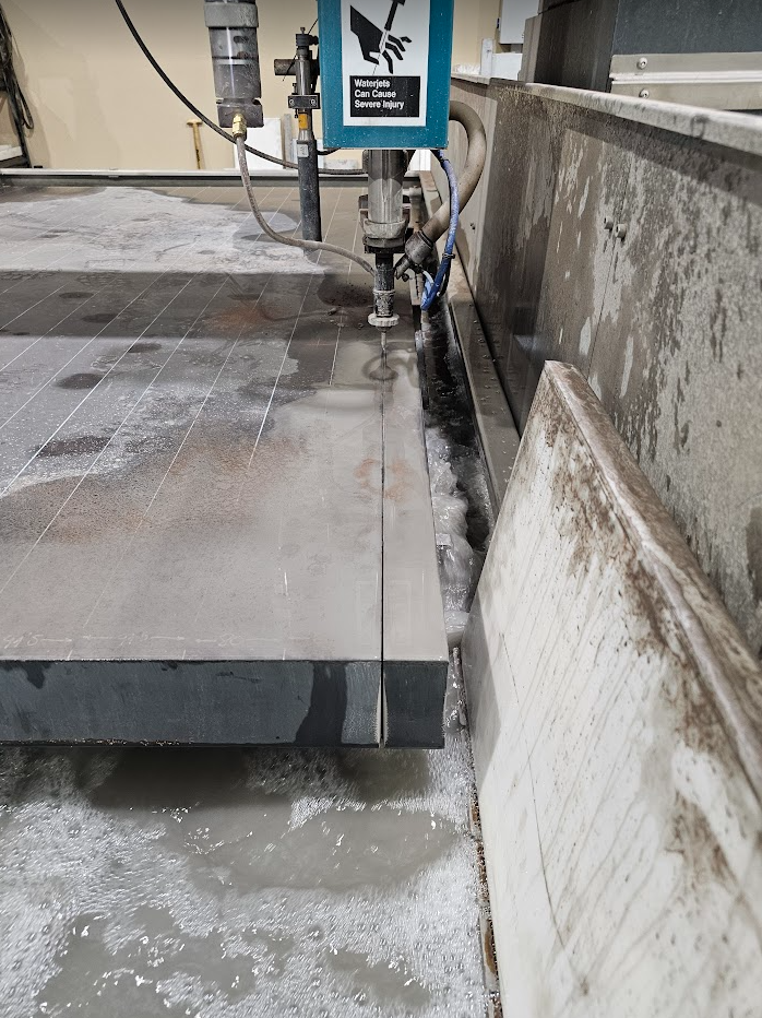 Invar com 100 mm de espessura